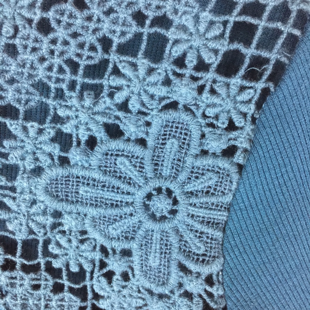 AEO. Long Sleeve Top - Picture 4 of 5